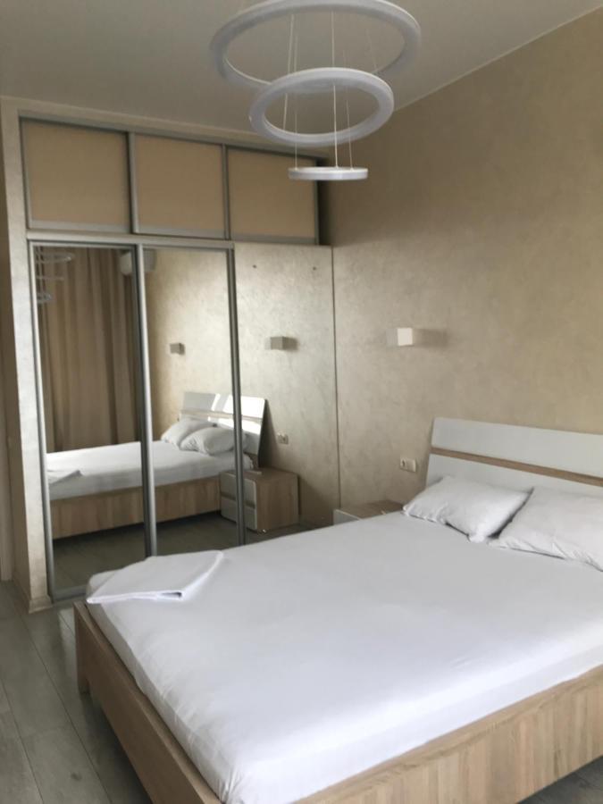 Apart Assistant On Smart Plaza Kiev Ngoại thất bức ảnh