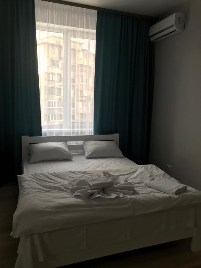 Apart Assistant On Smart Plaza Kiev Ngoại thất bức ảnh