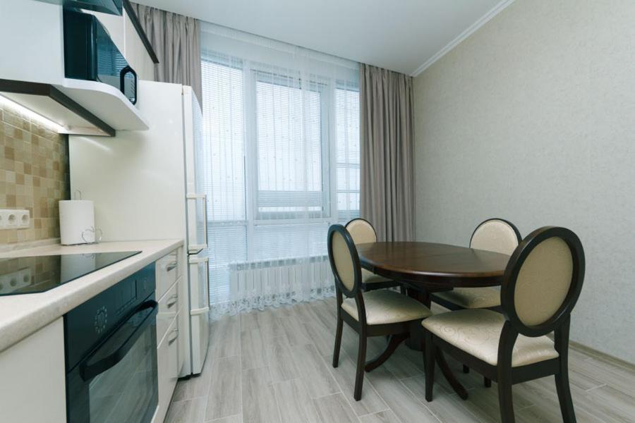 Apart Assistant On Smart Plaza Kiev Ngoại thất bức ảnh
