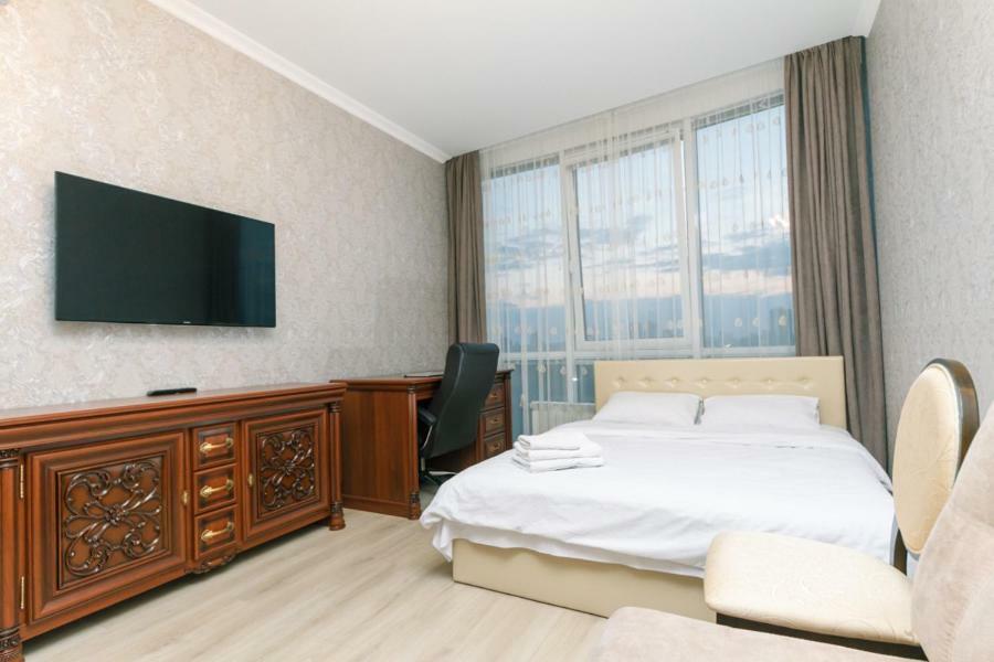 Apart Assistant On Smart Plaza Kiev Ngoại thất bức ảnh